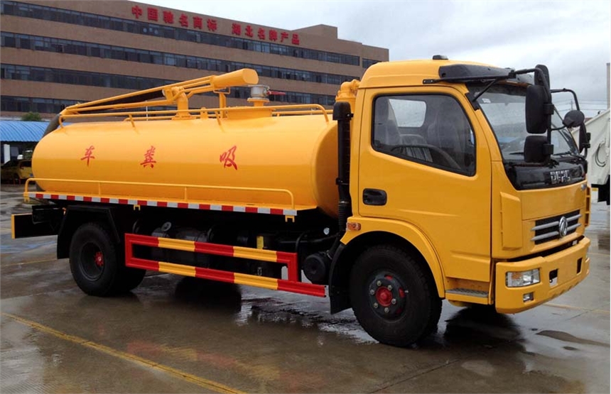 黑龍江佳木斯藍牌吸糞車多少錢一輛